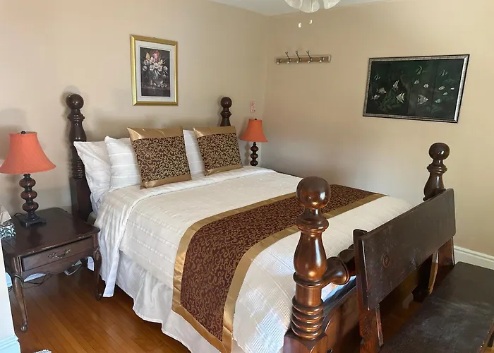 Blue Gables Bed And Breakfast